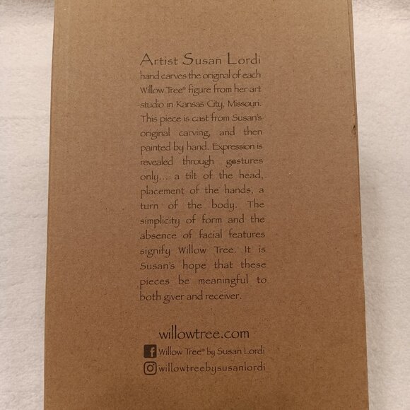 WILLOW TREE "LOVING MY MOTHER" FIGURINE (NEW IN THE BOX) - SKU#27921 - Picture 8 of 9